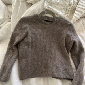 BANANA REPUBLIC gray cashmere sweater 🖤